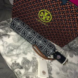 brand new tory burch umbrella